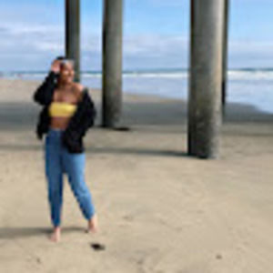 Meet your Posher, Caroline